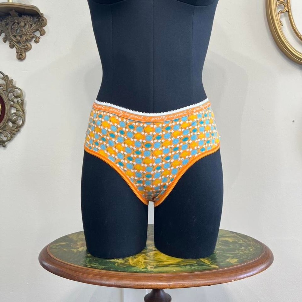 🍋 Rare 2008 Vintage Victoria's Secret POUT Lemon Print Hip Hugger Panties-Sz M